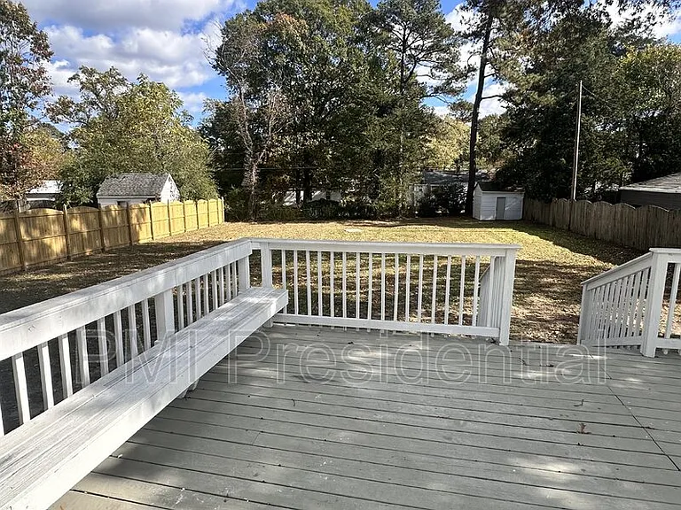 1507 Foster Rd — Photo 14