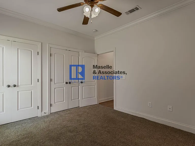 153 Hartfield Dr — Photo 37