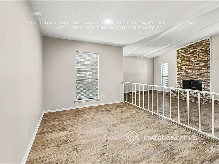 2609 Renwick Dr — Photo 7