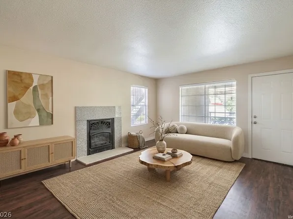 9070 Spring Mountain Rd APT 104, Las Vegas, NV 89117