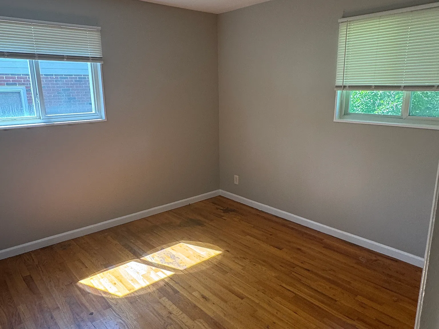 3 bed, 999 sqft, $1,295 — Photo 4