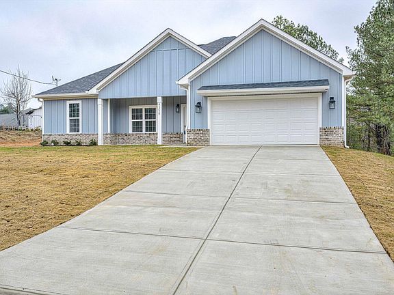 3rd image of 4358 Creekview Drive