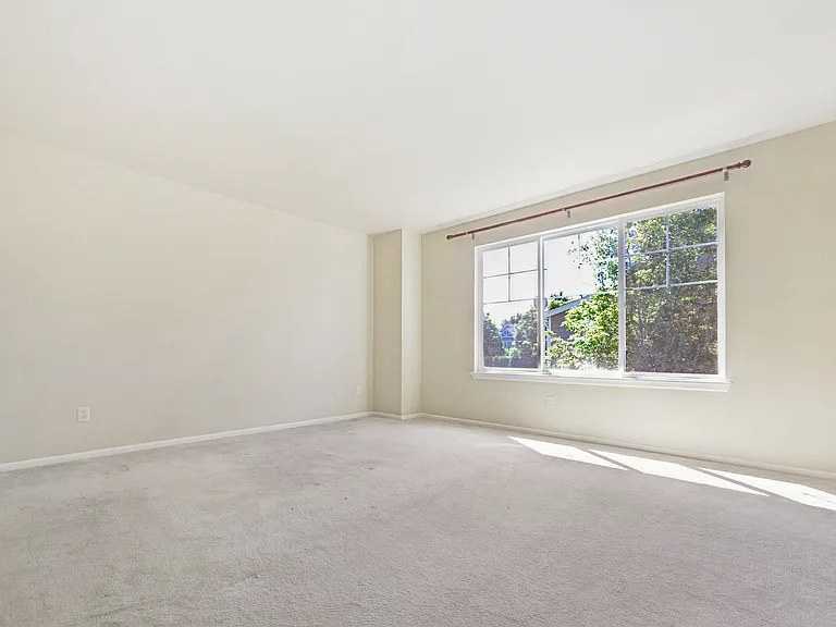 13123 NE 139th Ct — Photo 6