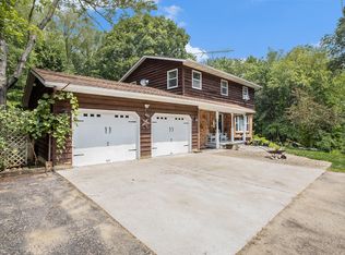 6900 W Pine Lake Rd, Delton, MI 49046