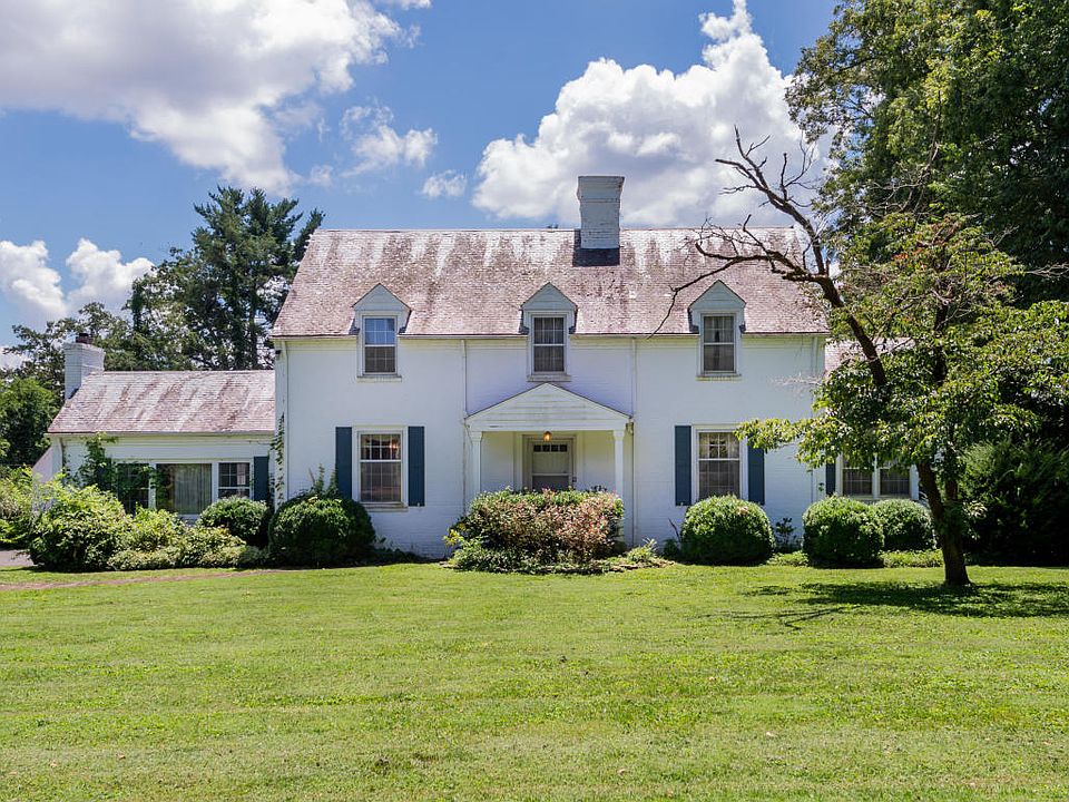 1st image of 5420 Crestwood Dr