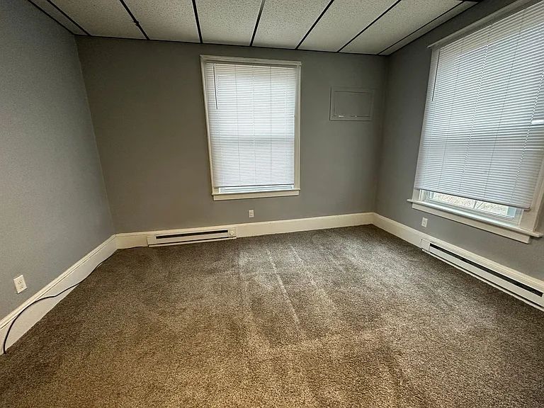 2120 Lansing Ave — Photo 11