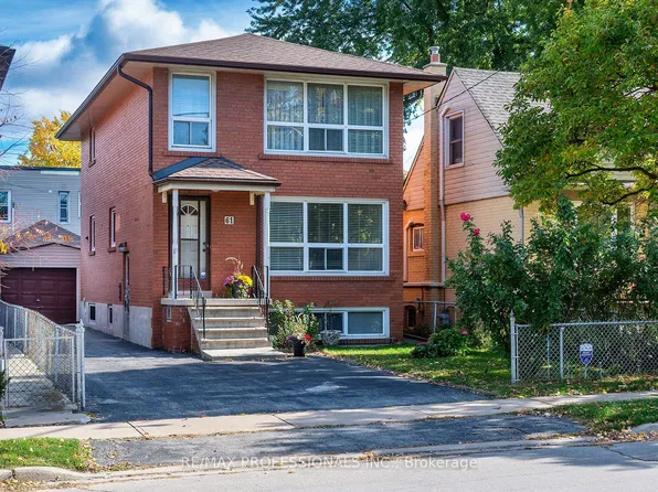 61 Rosemeade Ave, Toronto, ON M8Y 3A4