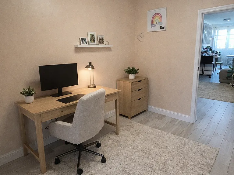 70-29 67th Pl #2B — Photo 6