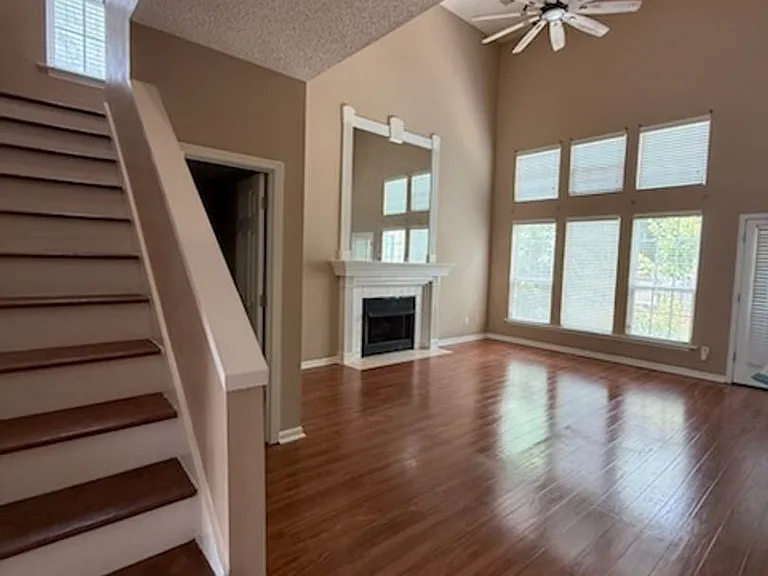1464 Chandler Cir — Photo 4