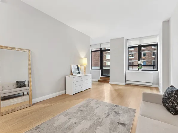 345 East 94th Street image 1 of 18