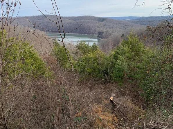 590 Whistle Valley Rd, New Tazewell, TN 37825