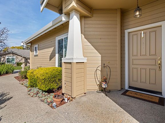 2nd image of 8790 Grape Wagon Cir