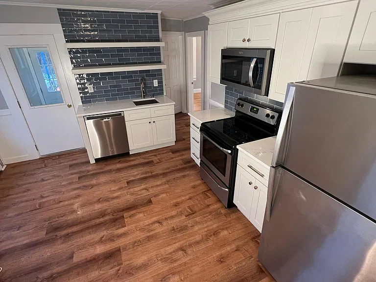 6 Pepin Ave #2 — Photo 3