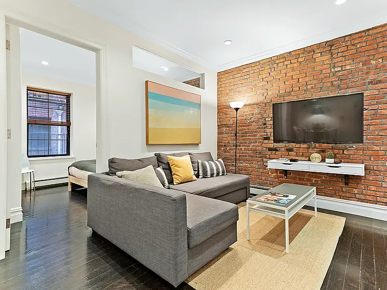 412 W 36th St #2B — Photo 4