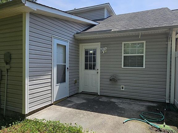 2nd image of 573 Corbin St