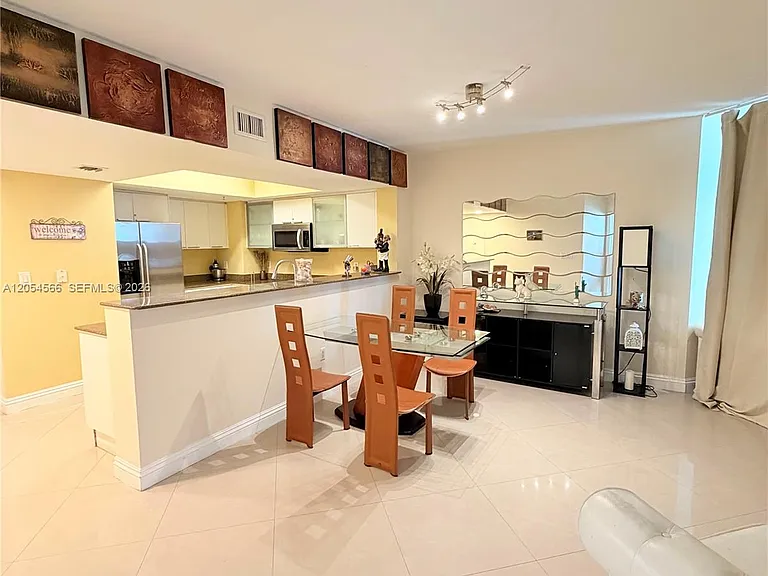 16699 Collins Ave #1410 — Photo 16