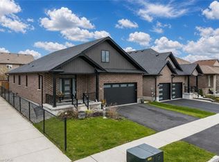 86 Woodberry Cres, Woolwich, ON N3B 0C8