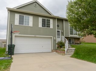7420 N 73rd Ave, Omaha, NE 68122