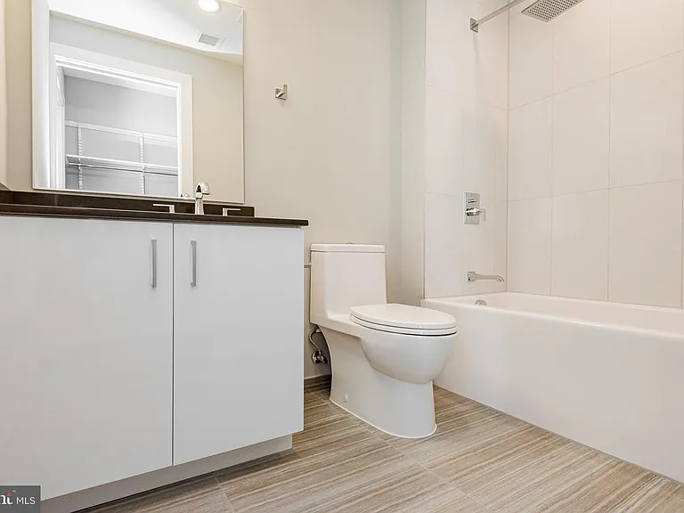 88 V St SW #804 — Photo 35