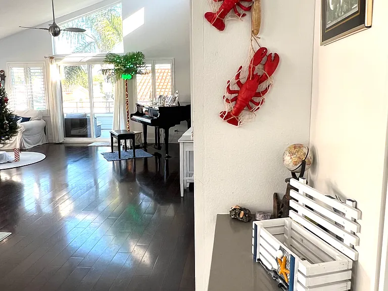 508 N Juanita Ave #B — Photo 9