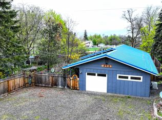 908 Hill St, Cove, OR 97824