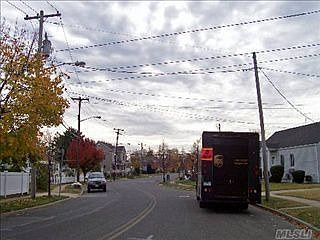5th image of 23 Hewlett Point Ave