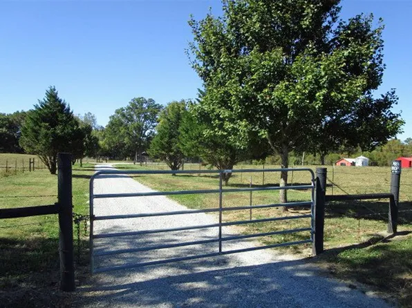 144 Mary Adams Rd, Franklin, KY 42134