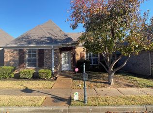 10214 Evening Hill Dr, Cordova, TN 38016