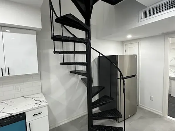 346 West 53rd Street image 6 of 13