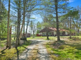 11 Birch Ln, McDougall, ON P2A 2W7