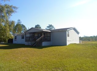 17804 Sorrells Dr, Fountain, FL 32438