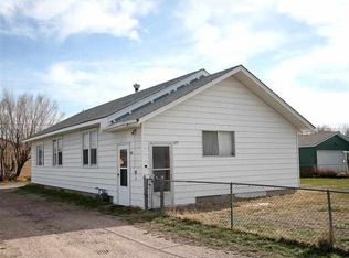 827 Drew Ct, Cheyenne, WY 82007