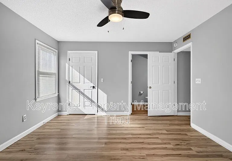 3701-7D Cotswold Ter — Photo 21