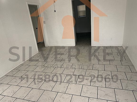 2nd image of 1527 NW Lincoln Ave