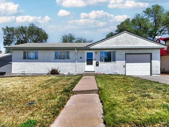 35 Macarthur Rd, Pueblo, CO 81001