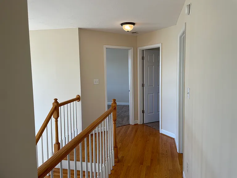 1184 Farmington Dr — Photo 23