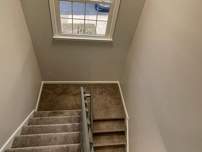 902 Wenwood Cir — Photo 13