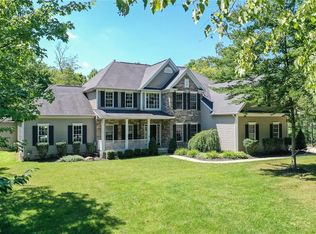 7548 Hunters Glen Ln, Seville, OH 44273