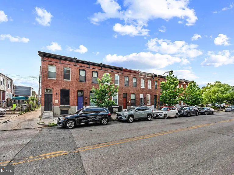 902 N Milton Ave — Photo 28