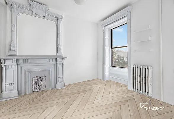 Rented by The Agency | media 6