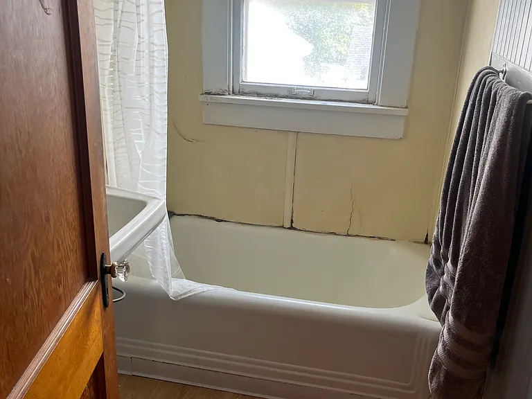 416 S Ninnescah St #3 — Photo 6