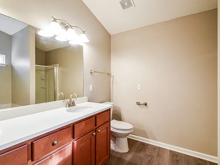 8153 Green Valley Cv — Photo 12
