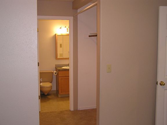 5th image of 1719 SW 16th Ave APT 7