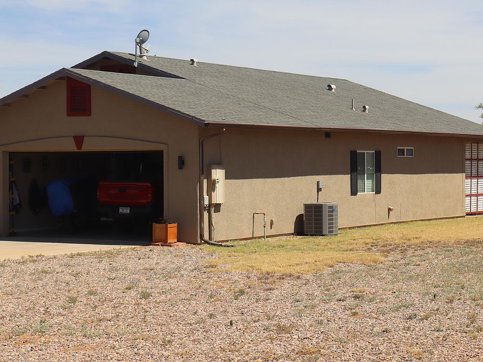 1st image of 556 E CAMINO DE TUNDRA --