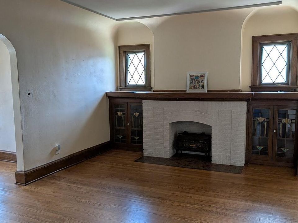 1st image of 5321 West Wisconsin AVENUE #5323