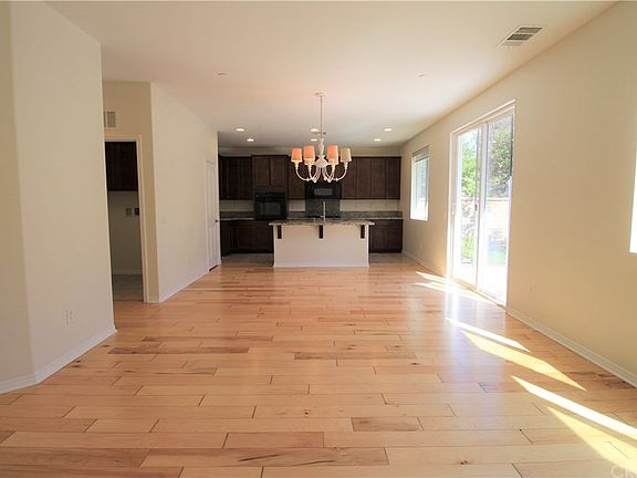 3rd image of 28309 Esplanada Dr