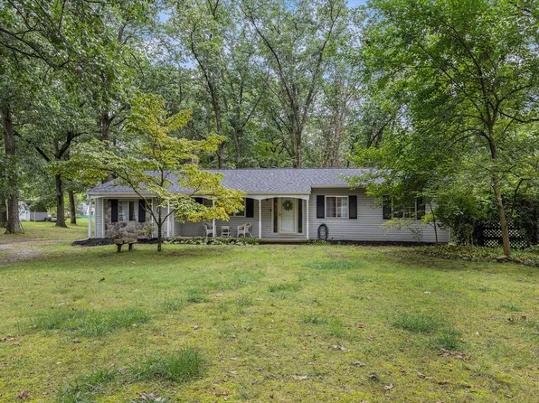 13195 Rainbow Dr, Gregory, MI 48137