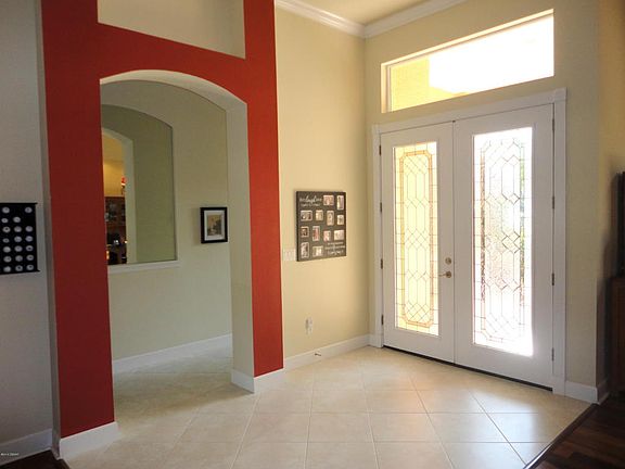 4th image of 810 Westlake Dr