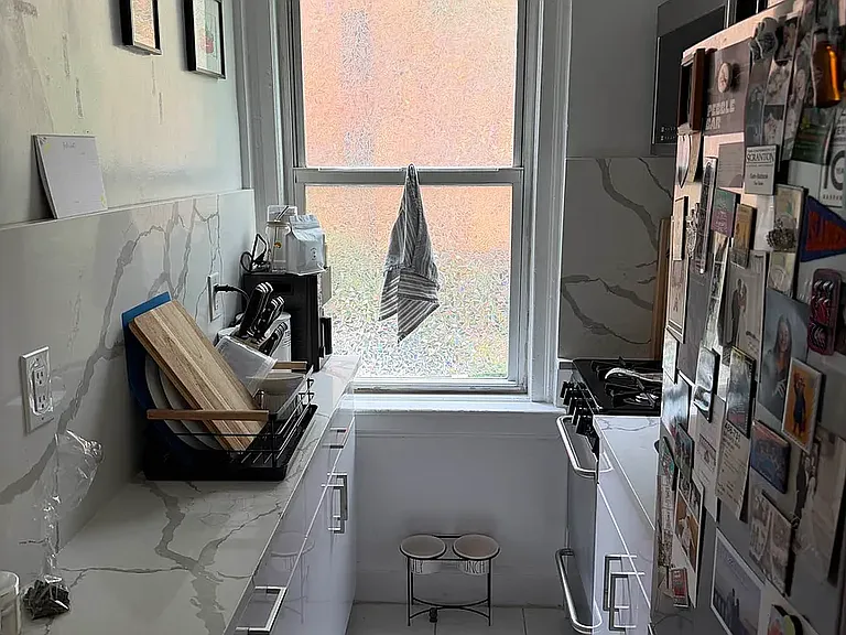 400 E 59th St #2G — Photo 6