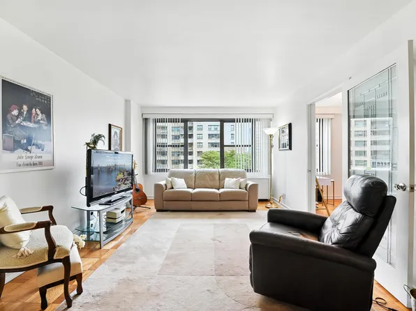 225 Saint Pauls Ave APT 8L, Jersey City, NJ 07306